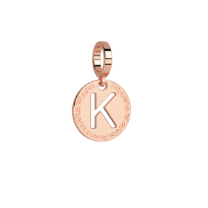 Obesek črka v medaljončku - ⌀ 12 mm