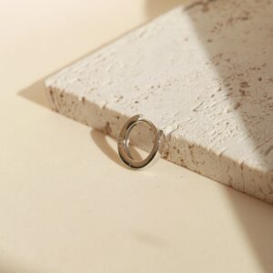 Mono uhan Sim Pop - Rinka v srebrni barvi