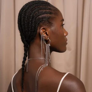 Cleo - Mono uhan rinka z resicami - srebrn