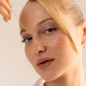 Ogrlica z deteljico in zelenim cirkonom