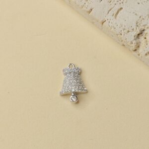 Obesek zvonček s cirkoni - srebrn
