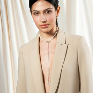 WHITESIDE - Dolga ogrlica Elisse na Y z maxi perlami - srebrna