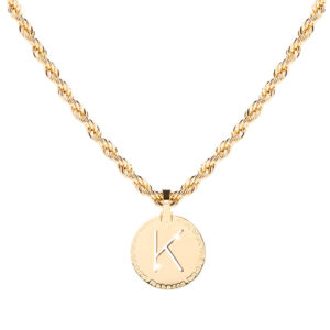 Ogrlica s črko K v medaljončku