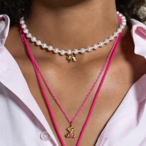 CHARMBAR emajlirana ogrlica - roza